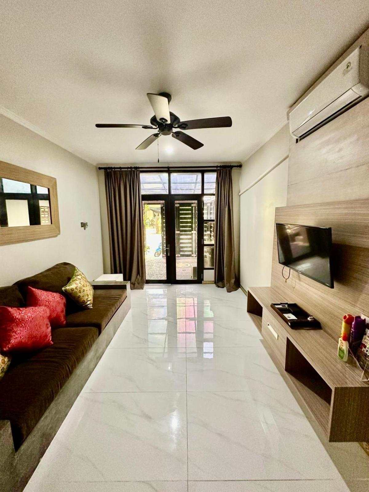 Kuta Regency B10 One Bedroom Villa Екстериор снимка